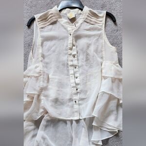 Chic Cream Sleeveless Ruffled Blouse